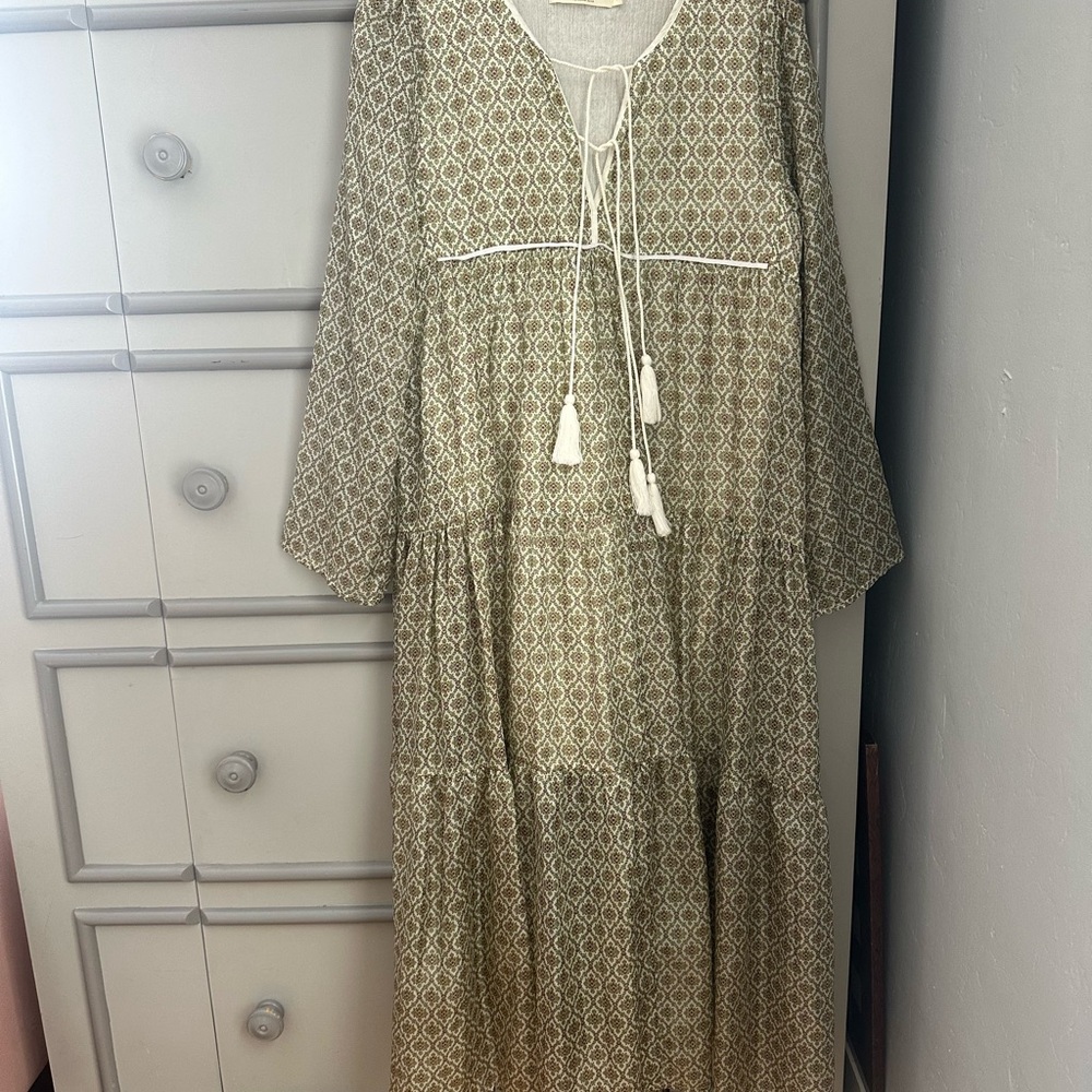 Christy Dawn nwot Long Sleeve Dress medium